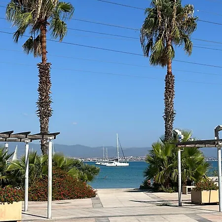 Relax A Pochi Passi Dal Mare E Dai Fenicotteri Quartu SantʼElena